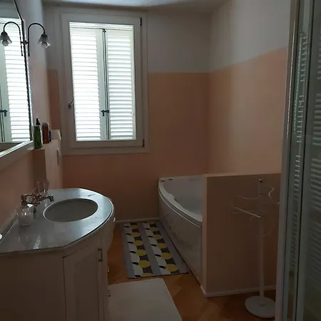 Bella Vista Apartment